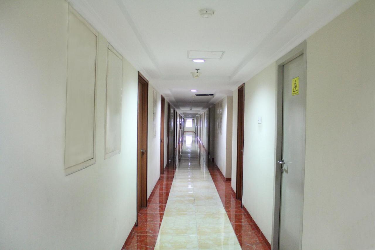 Oyo 266 Margonda 5 2*